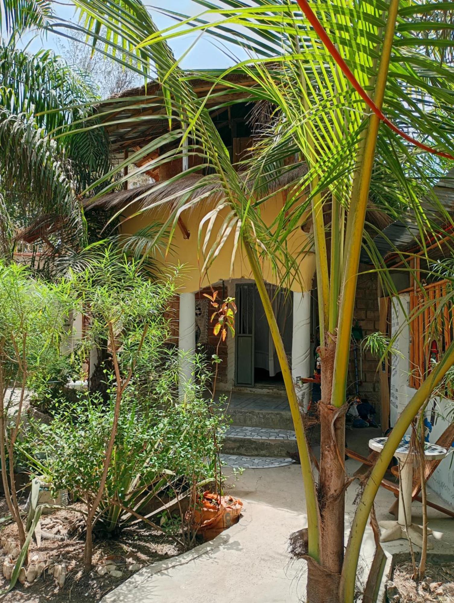 Villa Chez Bethy & Baboulaye Jungle Et Ocean Abémé Exterior foto